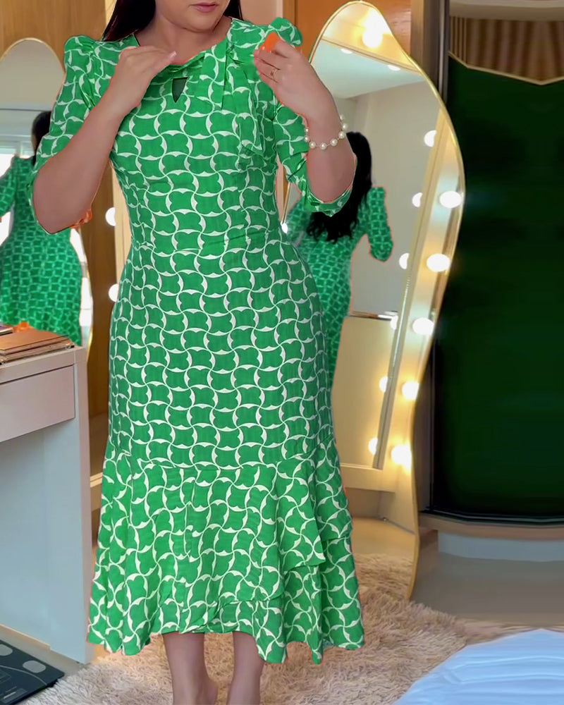 Half Sleeve Round Neck Waist Print Dress