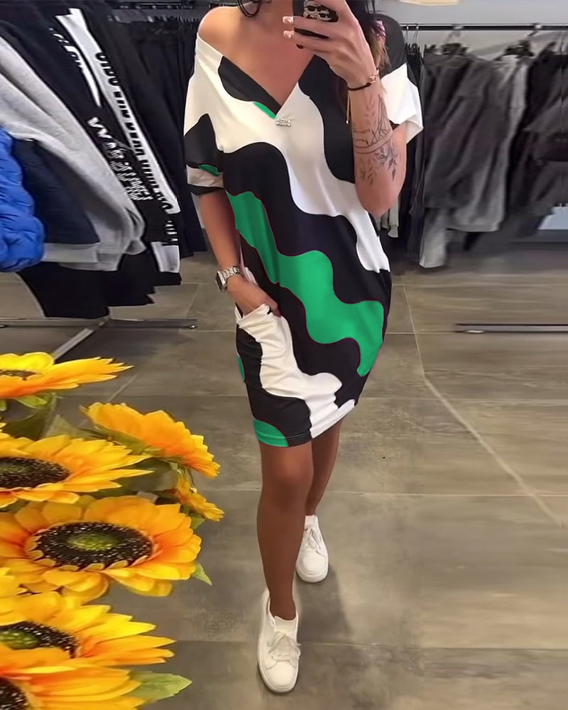 V-Neck Wave Print Dress