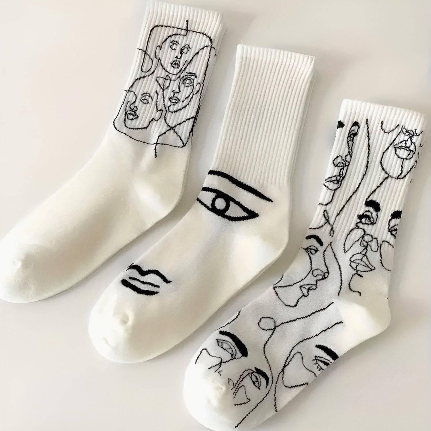 Staring Faces - Abstract Line Art Socks