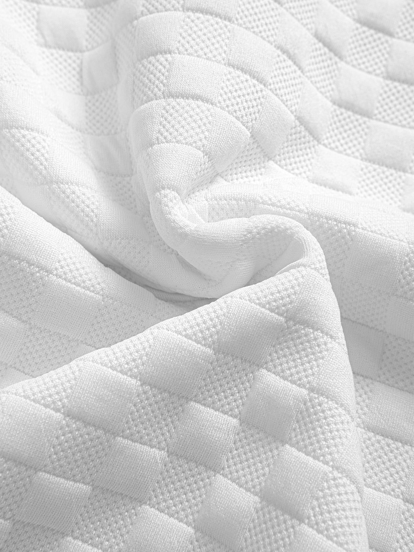 Checkerboard Jacquard Arc Hem Hooded T-Shirt