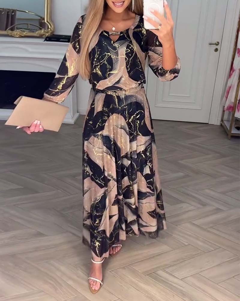 Elegant Three-Quarter Sleeve Printed Waist Dress