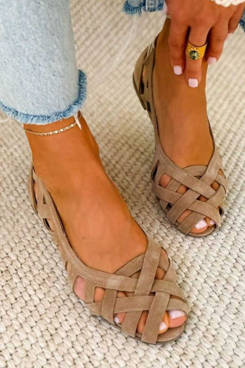 Marcella sandals colour option