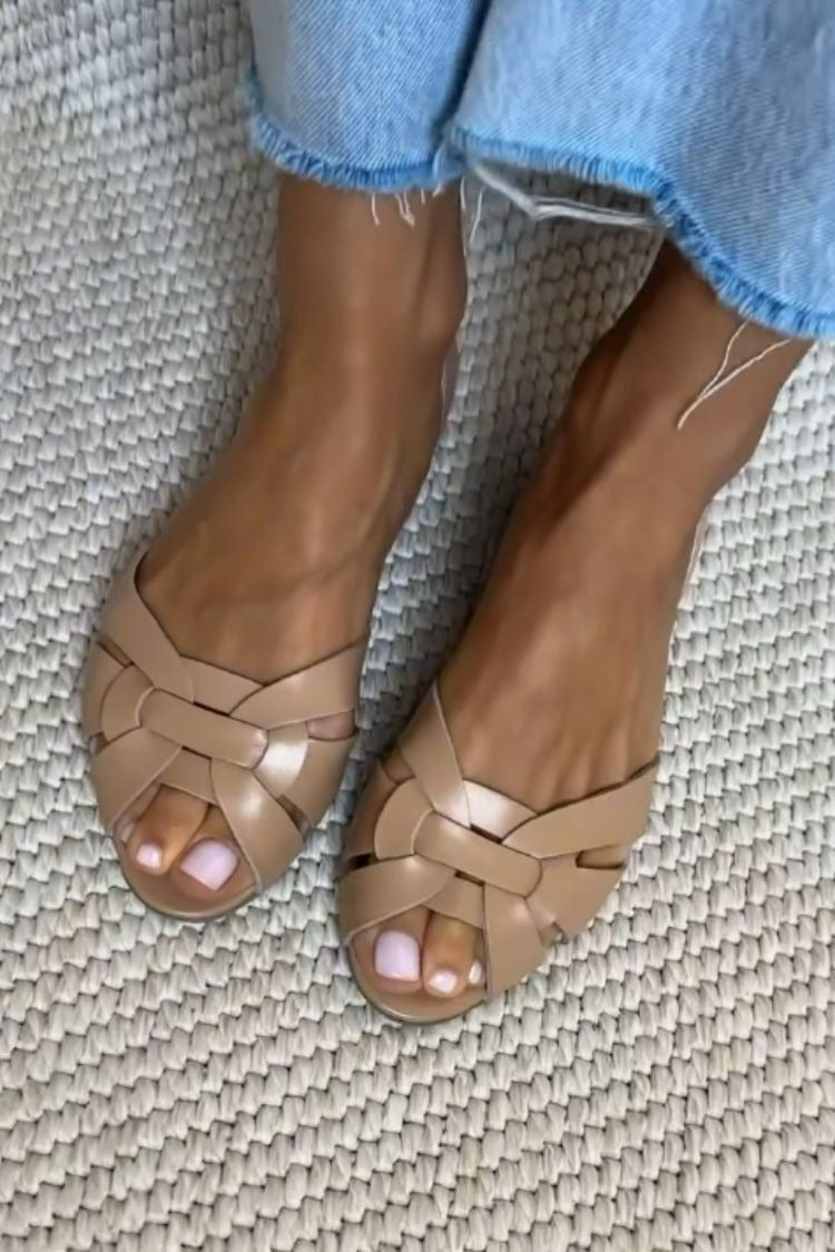 Noemi natural woven flat sandals styled on foot
