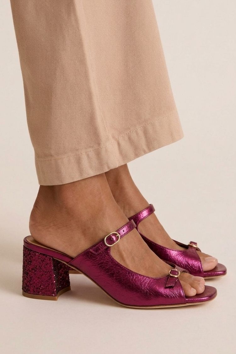 Aurora elegant Riviera sandals in Fuchsia