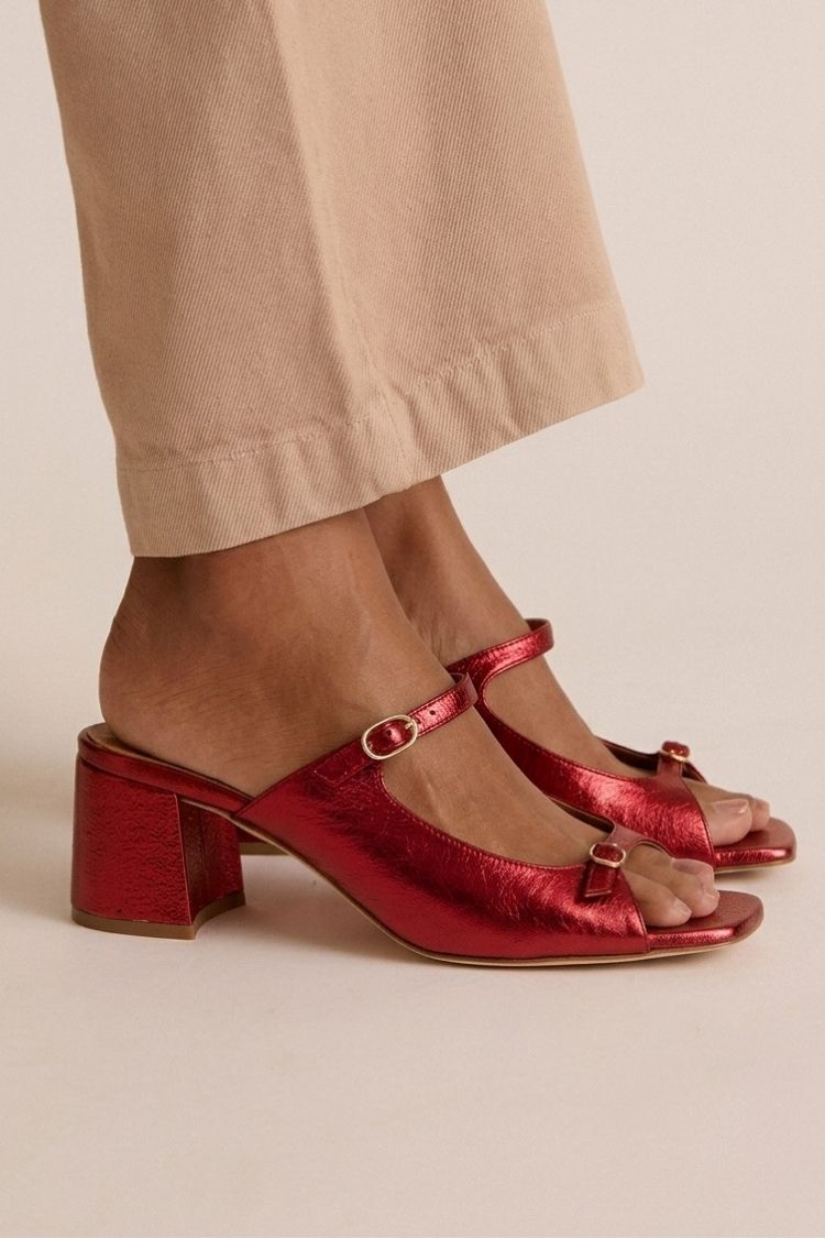 Aurora elegant Riviera sandals in Dark Red