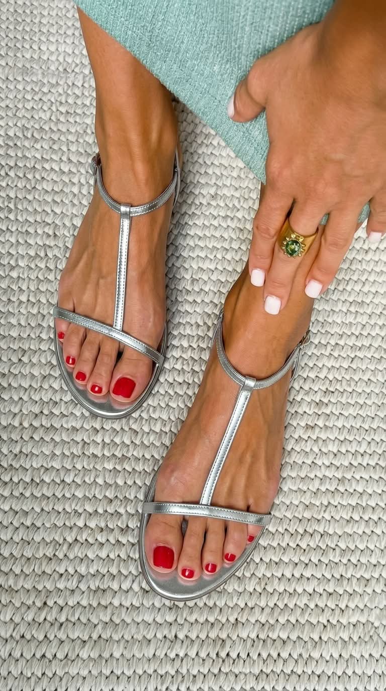 Rosetta sandals colour option