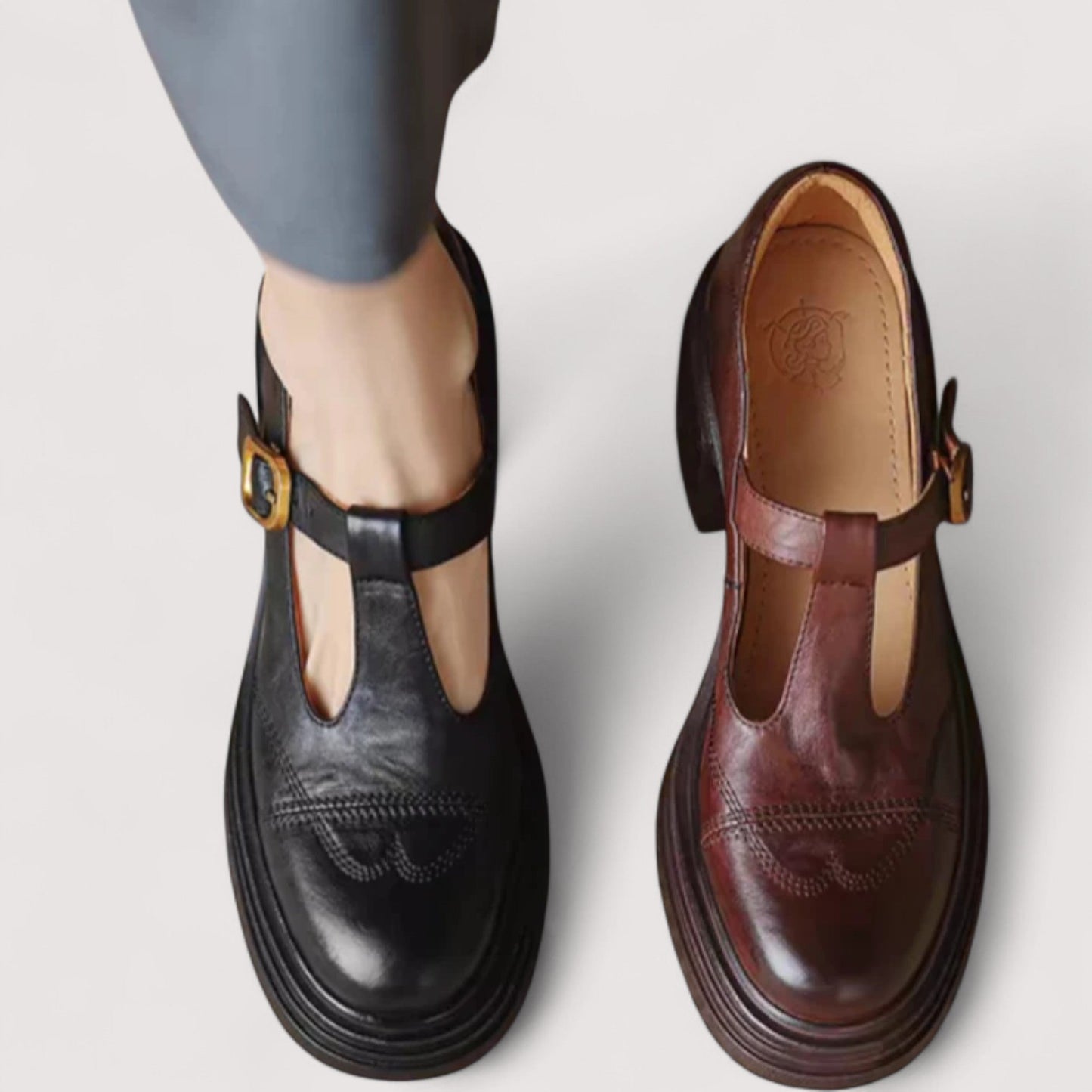 Vera - Elegant Printed Moccasin