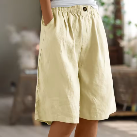 Carmella - Loose fitting leisure shorts