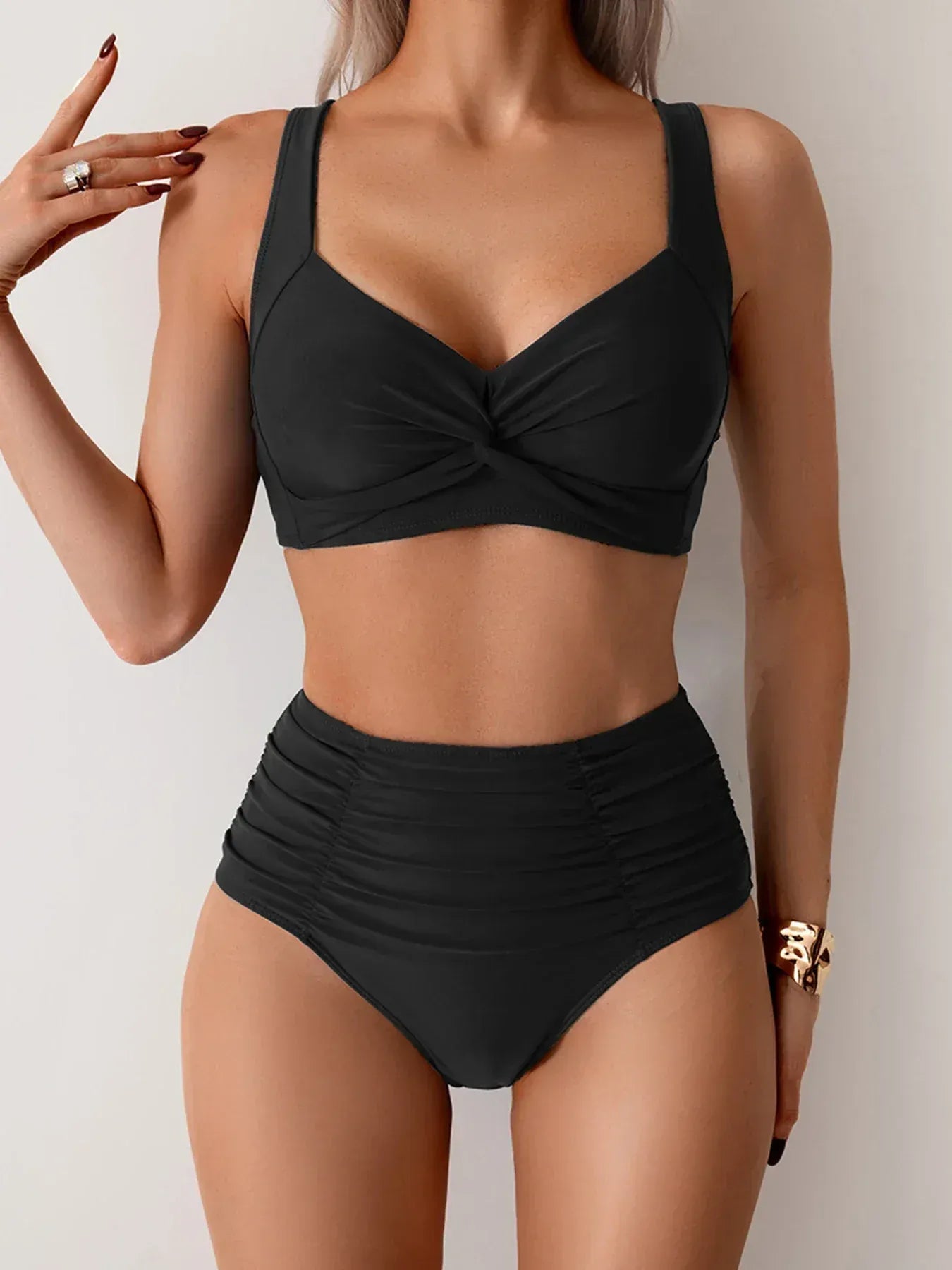 El Bikini Abril